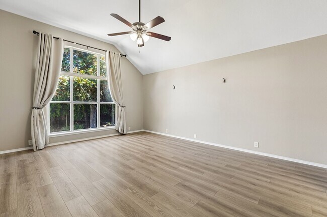 Building Photo - 3313 Heatherbrook Dr