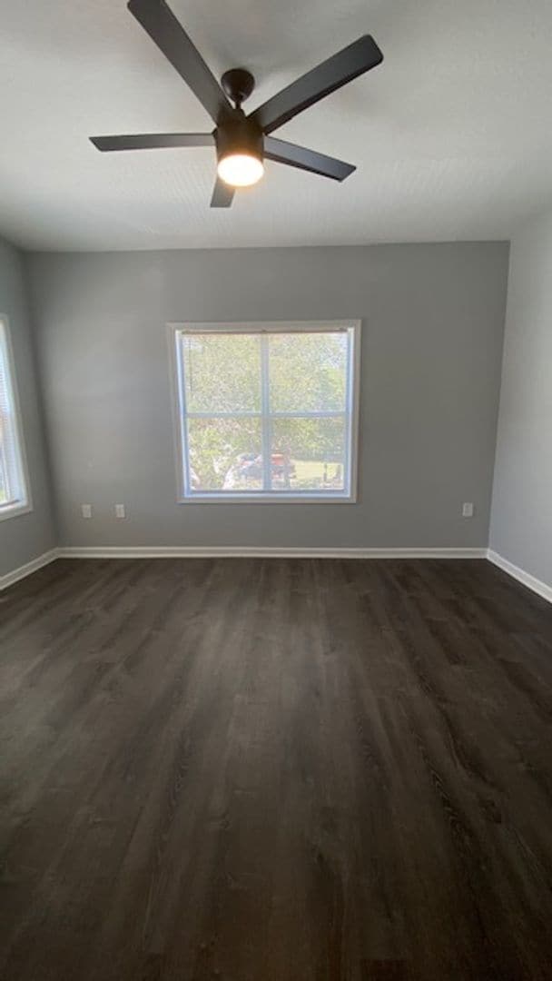 Building Photo - Beautiful 2/2 Condo Fully Remodeled!! A Must See to Appreciate!!