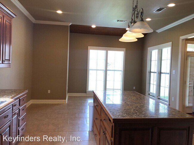 Building Photo - 4 br, 3 bath House - 8556 Glenfield Drive