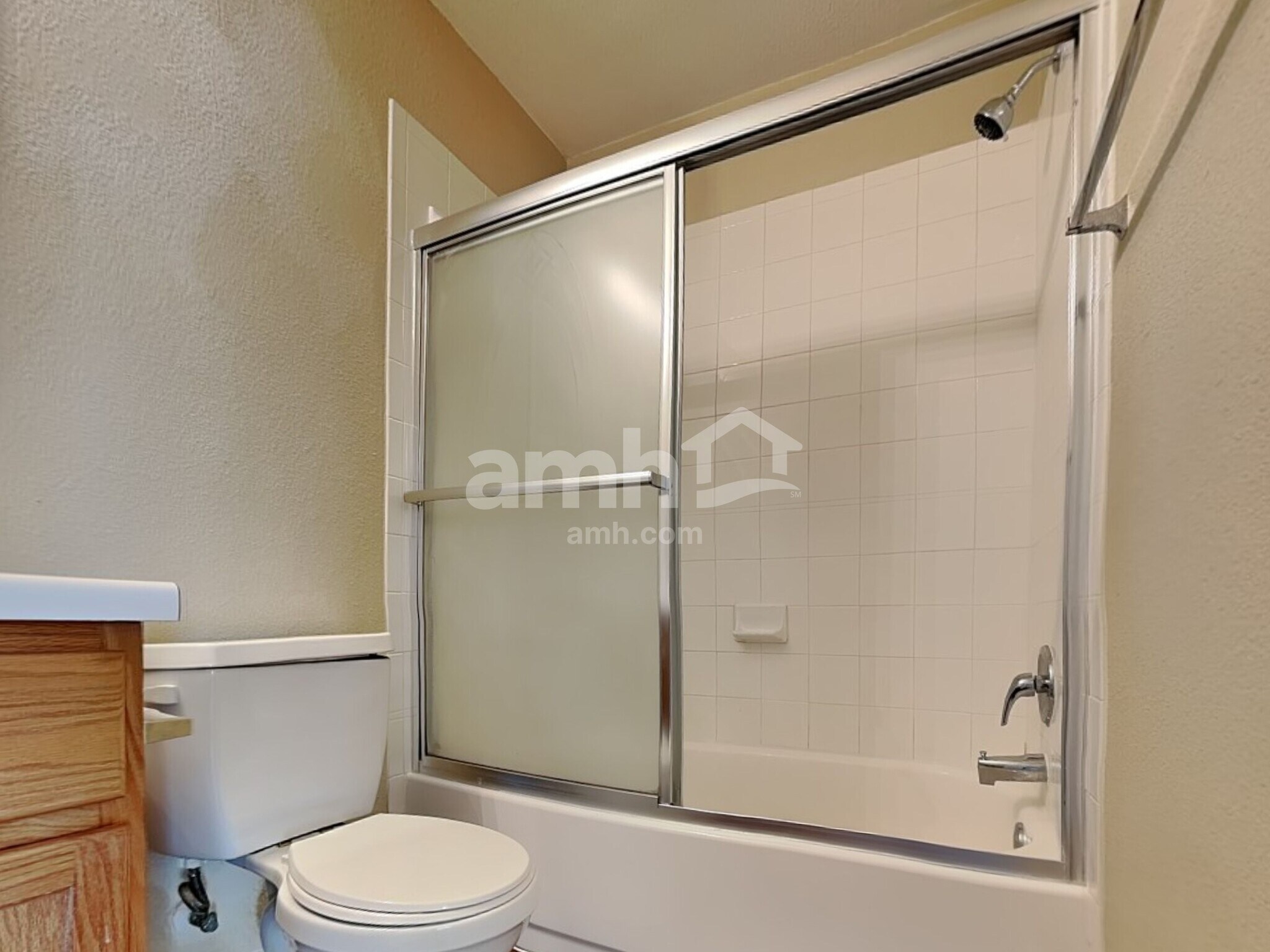 Building Photo - 224 Tolcarne Dr