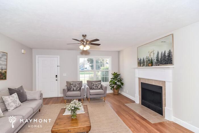 Building Photo - 2057 Aberdeen Cir