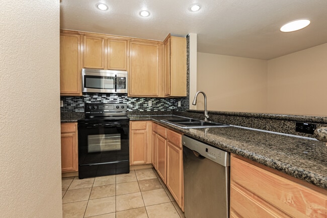 Building Photo - 2375 Del Mar Way