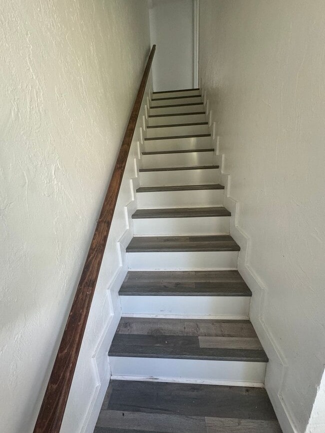 Building Photo - Spacious 3-Bedroom, 2.5-Bathroom Condo – P...