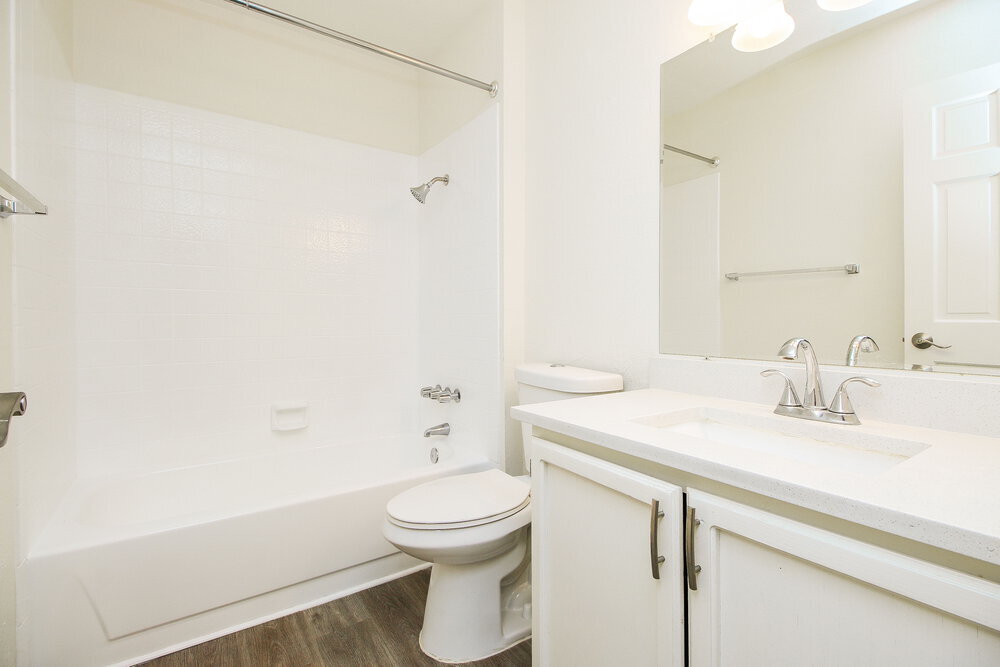 Building Photo - 1616 N Alta Mesa Dr