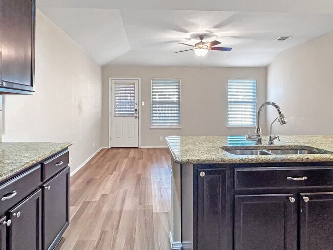 Building Photo - 5BR in Wildhorse | Great Layout + Greenbelt Views