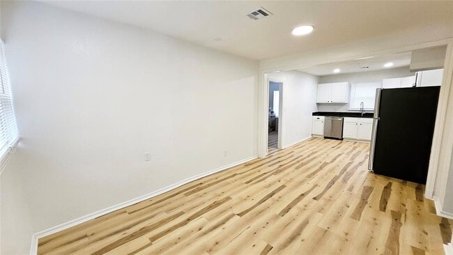 Building Photo - 4509 SE 26th St