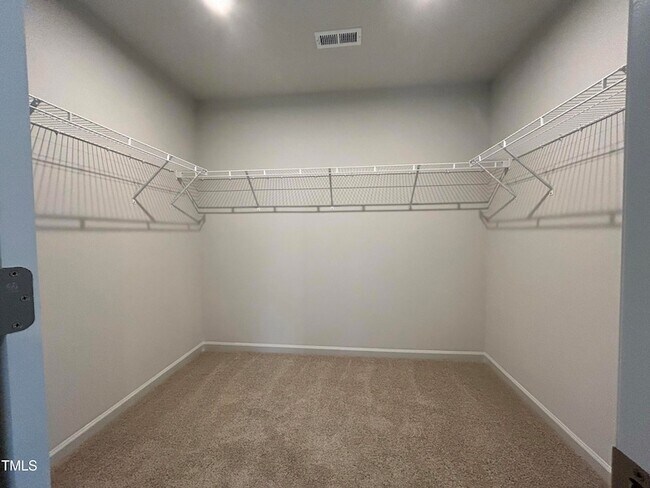 Building Photo - 260 Johnson Rdg Wy