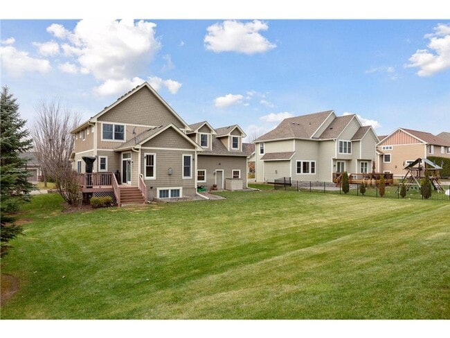 Building Photo - Woodbury, Stylish & Spacious Home Near Sho...