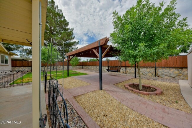 Building Photo - 10348 Darin Rd