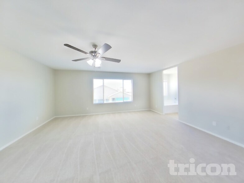 Building Photo - 34113 N Alison Dr