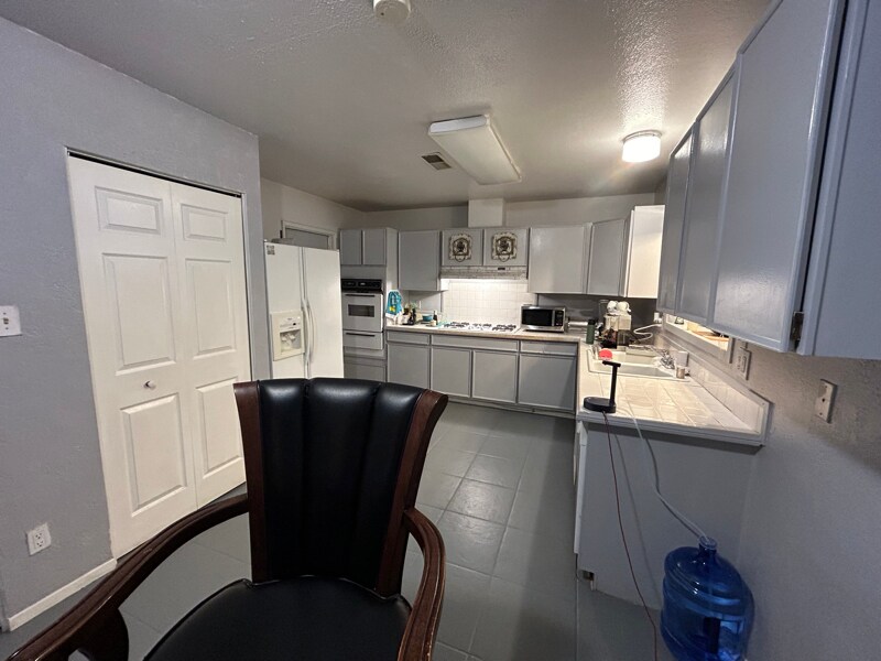 Building Photo - 7016 Astronaut Ave