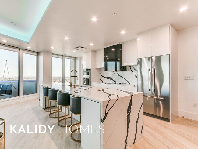 Building Photo - 5900 Mosteller Dr