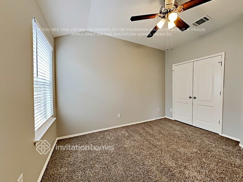 Building Photo - 9016 Heartwood Dr