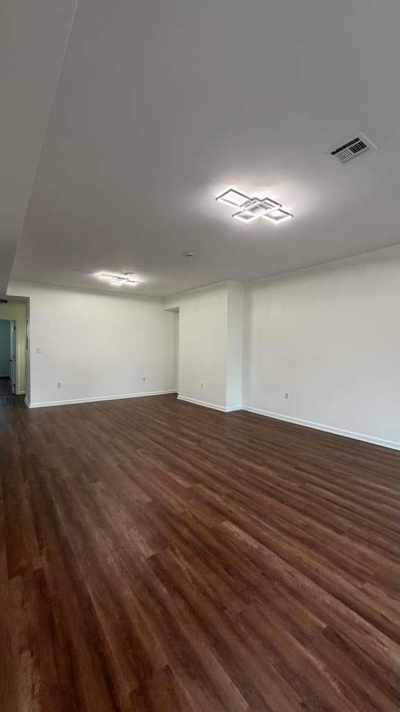 Building Photo - 225 Halladay St