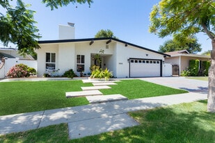 Building Photo - 1818 Avenida Feliciano