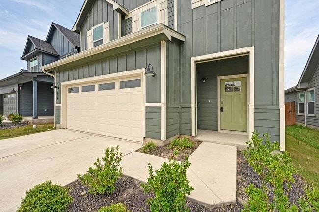 Building Photo - 164 Frogmore Lp
