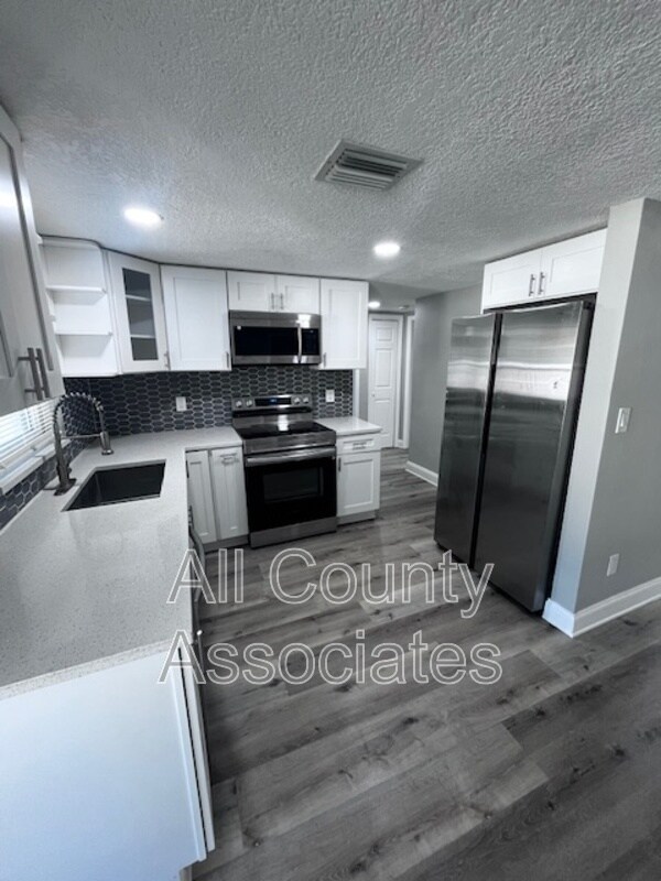 Building Photo - 7821 Flintlock Dr