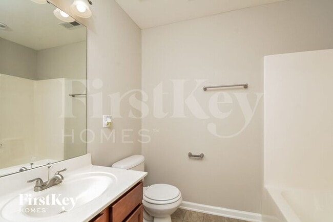 Building Photo - 1226 Golden Eagle Dr