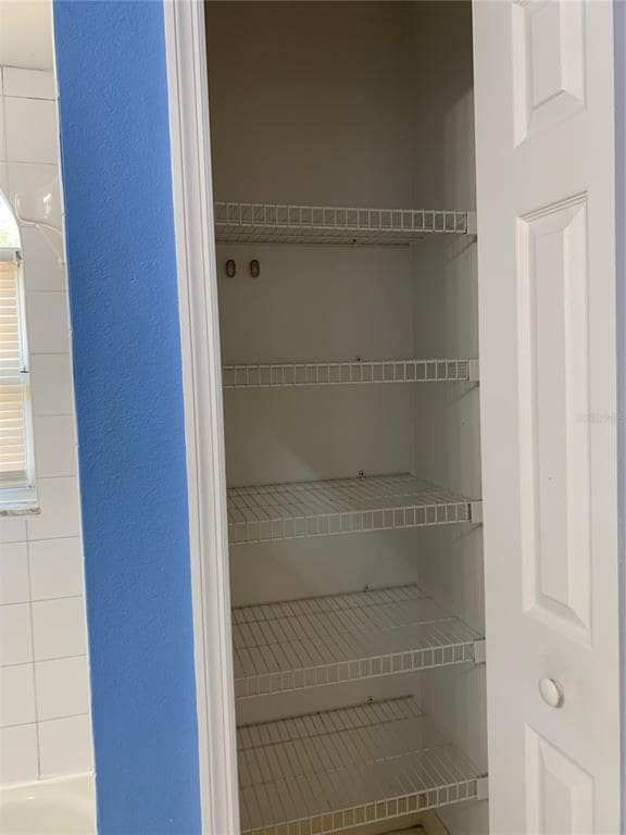 Building Photo - 12685 Enclave Dr