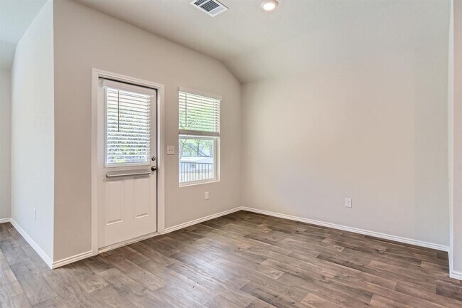 Building Photo - 6417 Wideleaf Dr