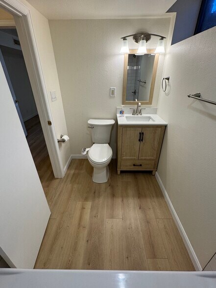 Building Photo - 6085 W Arkansas Ave