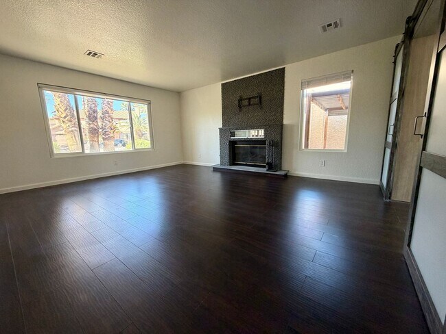 Building Photo - Spacious Henderson Home with Private Pool, 3 Fireplaces, & Modern Upgrades