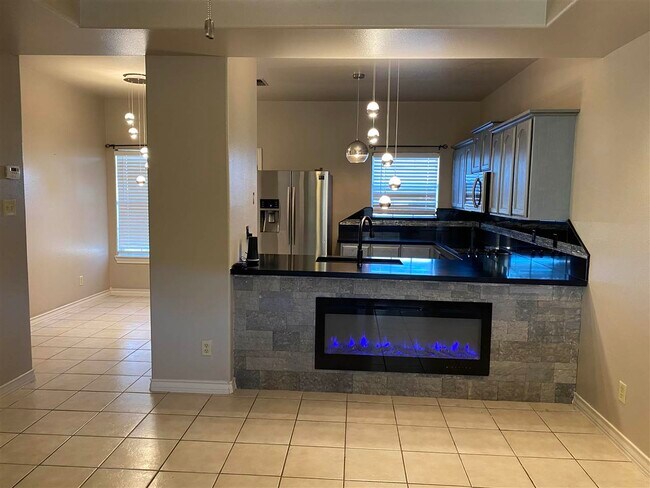 Building Photo - 9903 Crystal Ct