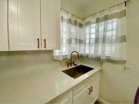 Building Photo - 3647 Elliotta Dr