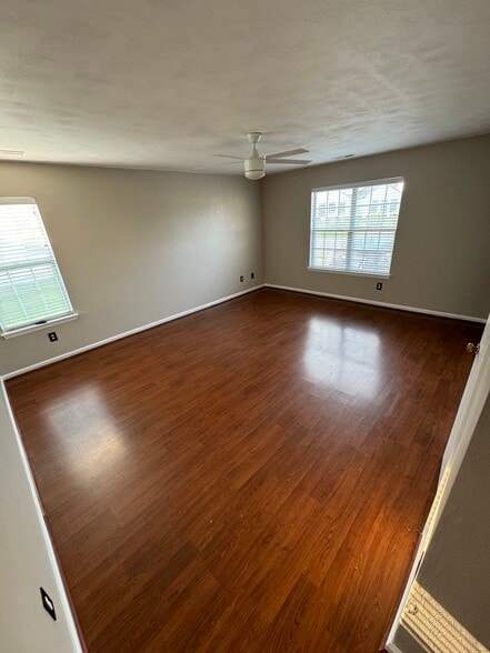 Building Photo - 1848 Gershwin Dr