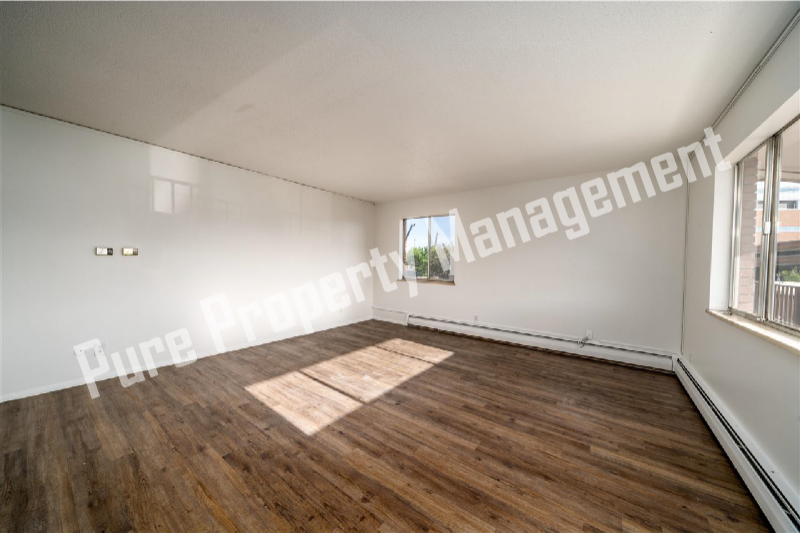 Building Photo - 580 Bookcliff Ave