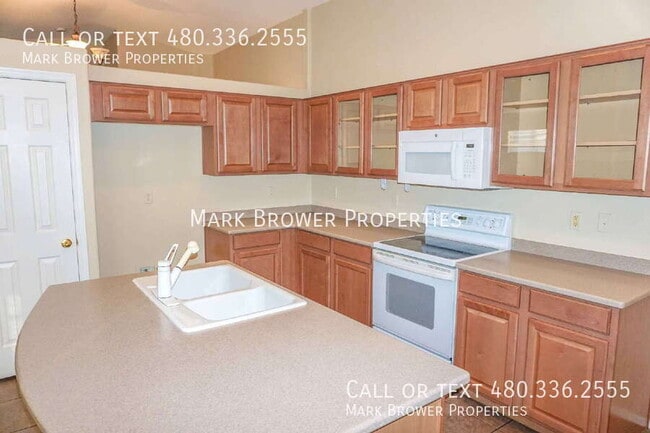 Building Photo - 4059 E Wagon Cir