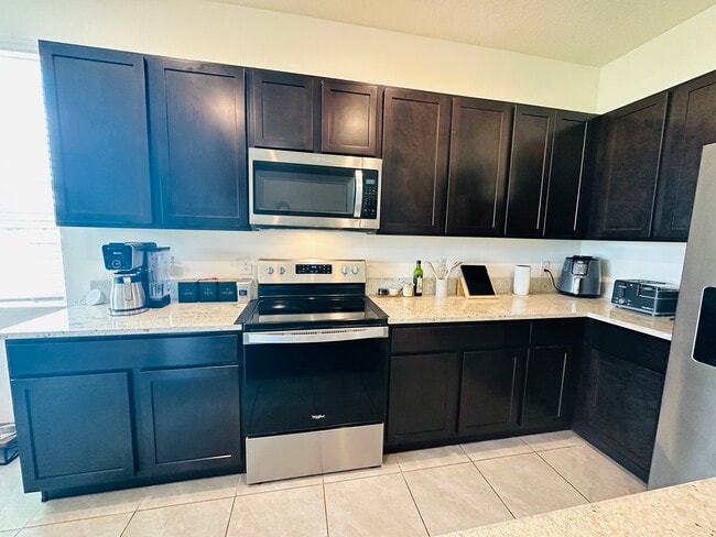 Building Photo - 194 Mangrove Shade Cir