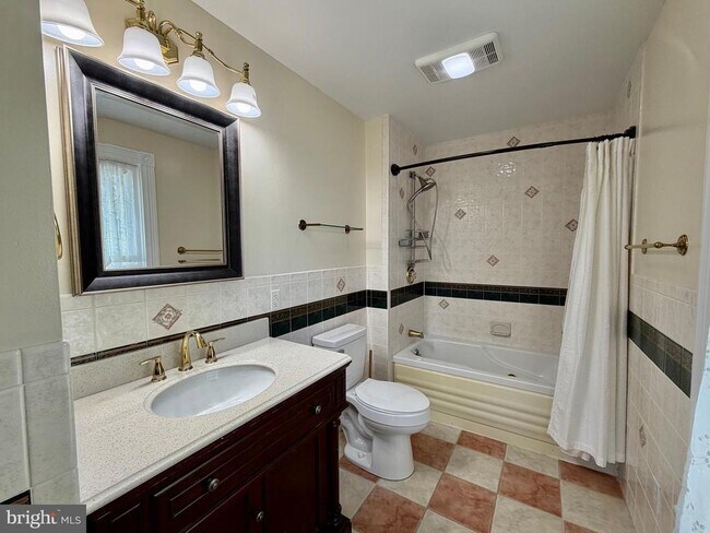 Building Photo - 48600 Deep Cove Ln