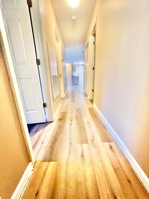 Building Photo - 2117 Sanderling Dr