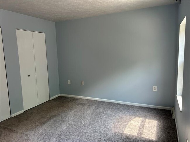 Building Photo - 4856 Mossfield Ct