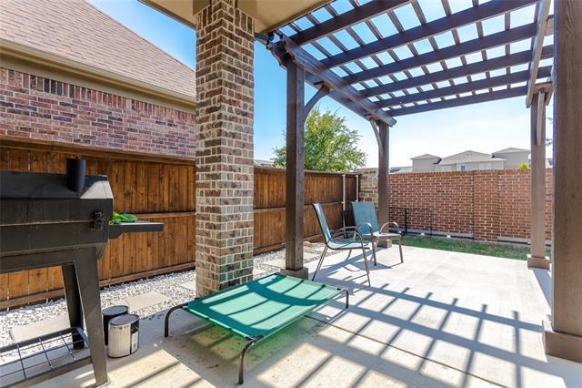 Building Photo - 8801 Stenson St