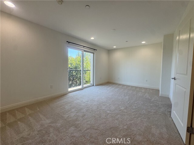 Building Photo - 5401 Morella Ave