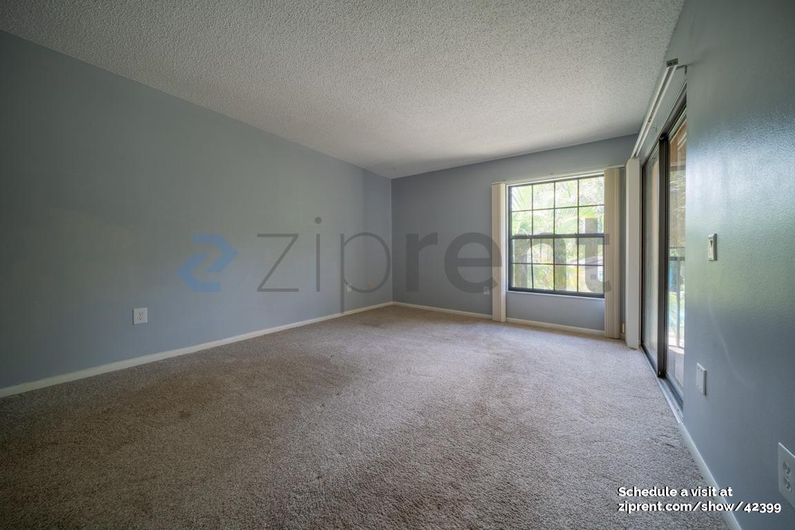 Building Photo - 4817 Winslow Beacon
