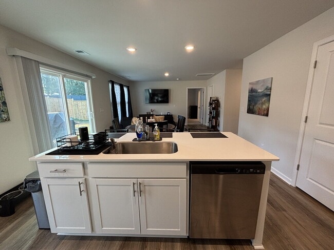 Building Photo - 4131 Rising Tide Dr