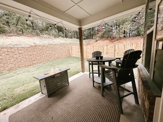 Back Patio - 8508 Lakeway Dr