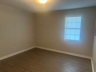 Building Photo - 469 Otis Dr