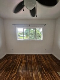 Building Photo - 2 Bedroom Unit in Hilo