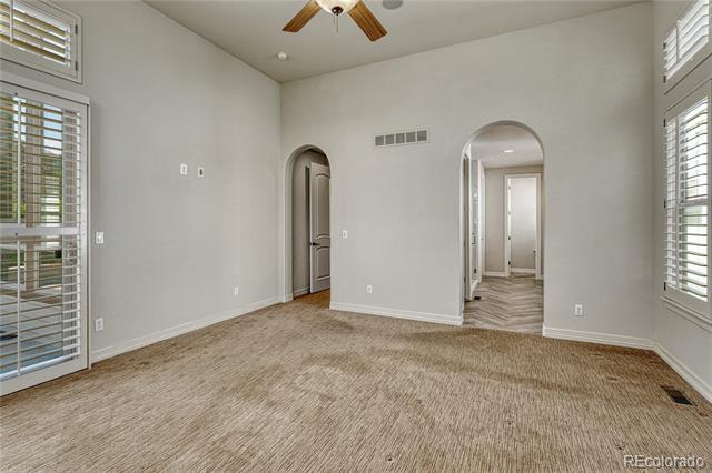 Building Photo - 9797 Sunset Hill Cir