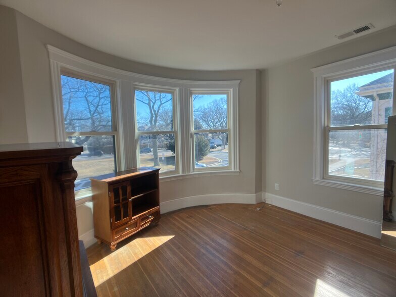 Building Photo - 1 Arborway