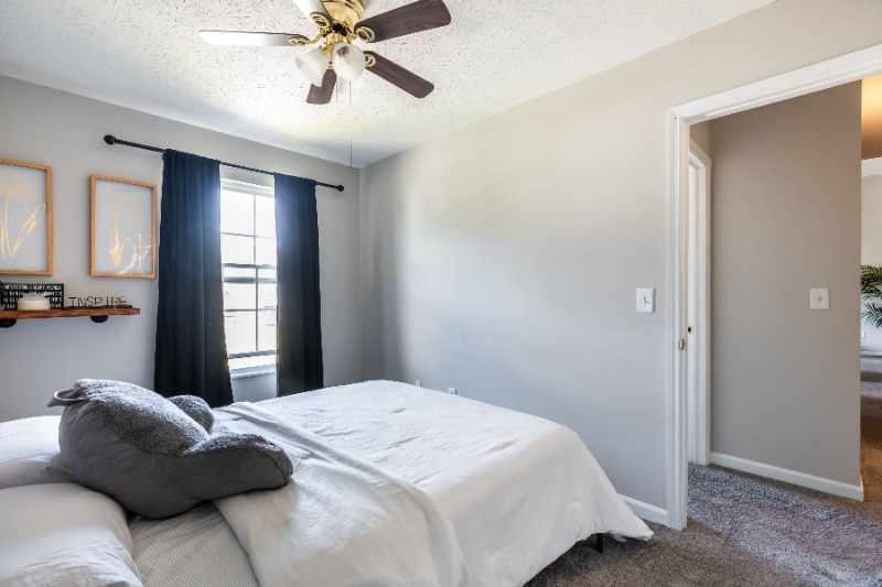 Building Photo - 868 Virginiabradford Ct