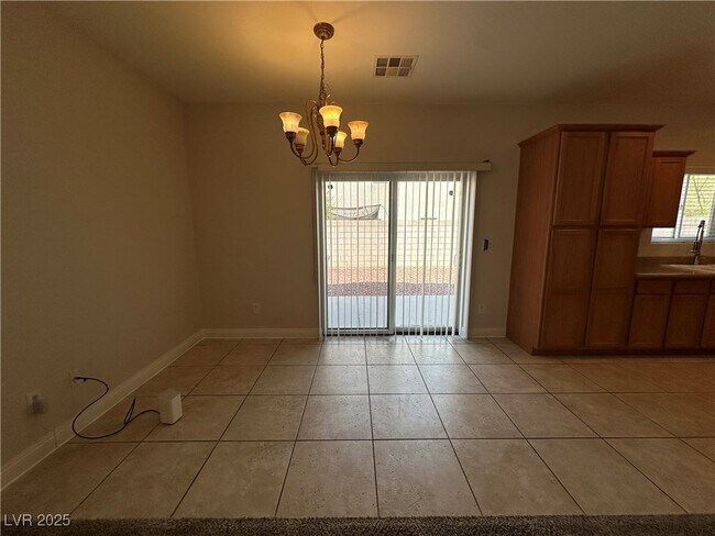Building Photo - 5676 Rainbow Creek Ct