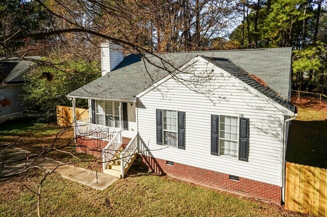 Building Photo - Gorgeous 3 Bedroom Home in Raleigh