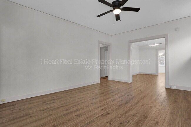 Building Photo - 269 Morrison Ave