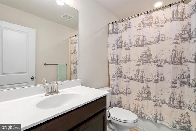 Building Photo - 7132 McHenry Mews