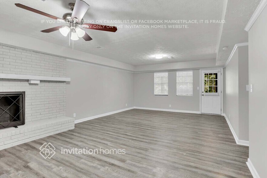 Building Photo - 5003 Cross Ct SW